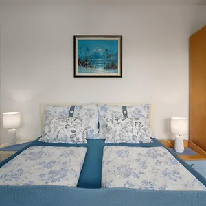 https://funtana-apartments-budinjas.in-istria.net