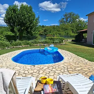 https://villa-malini.in-istria.net